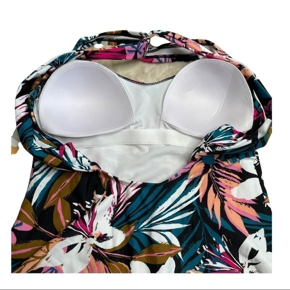 NWT Kona Sol Twist Back Medium Coverage Swimsuit M - Picture 7 of 12